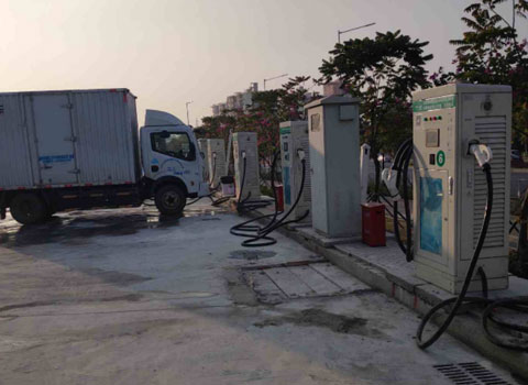 深圳市光明新區馬田街道周家大道充電站240kw-120kw直流樁(圖1)